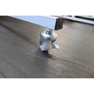 Bảng trắng học sinh có chân cao cấp Greenlam , không từ có kẻ ô vuông 5cm- 60x80cm (Bavico)