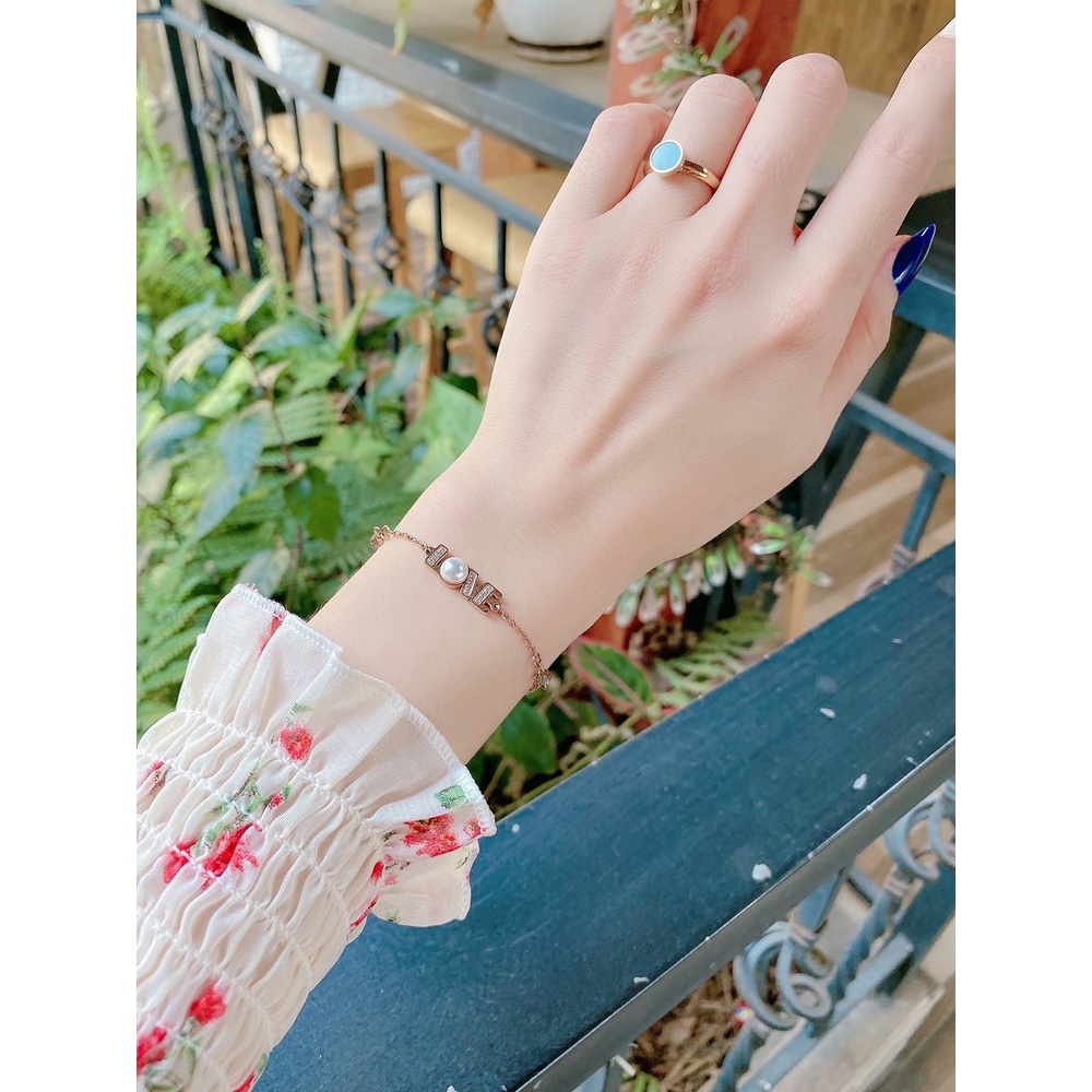 Lắc tay ESME vòng tay chữ LOVE ES098 (Màu Vàng/Vàng Hồng)