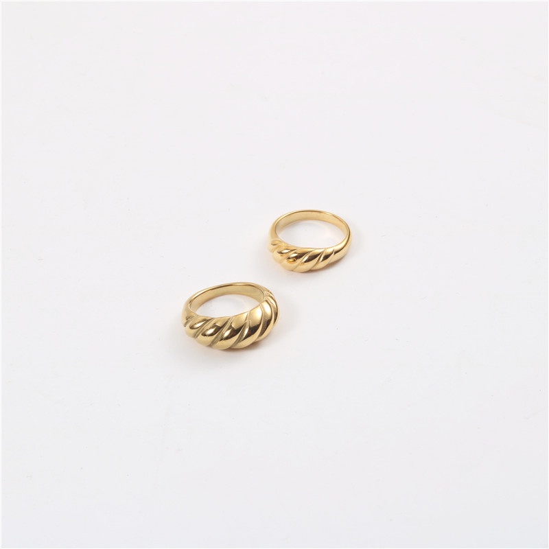 Nhẫn nữ titan kiểu hình vỏ sò vintage mạ vàng 18K không gỉ WR2220
