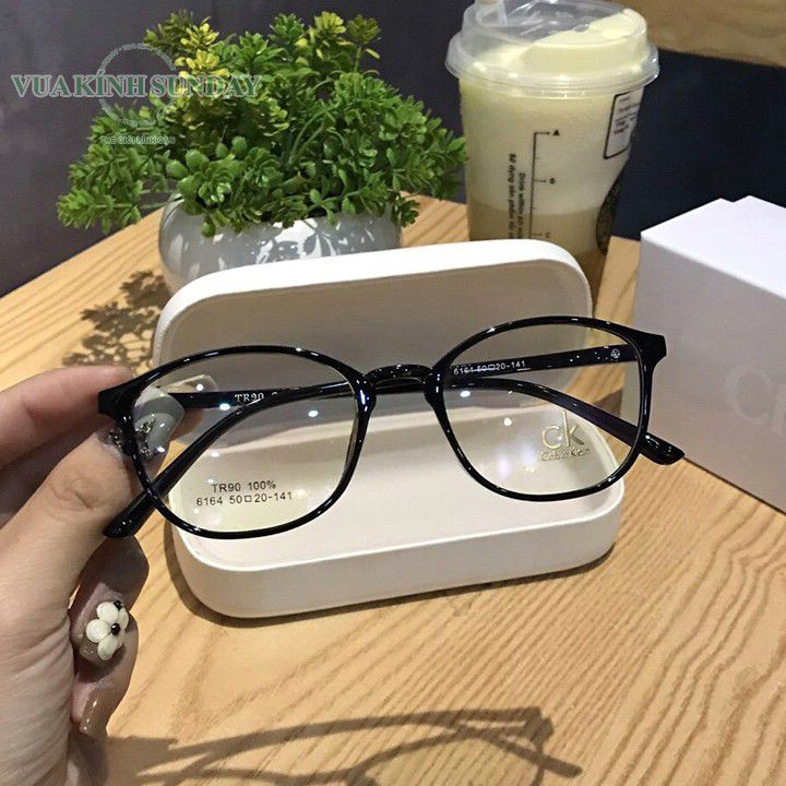 Kính cận có độ theo yêu cầu CKC V120