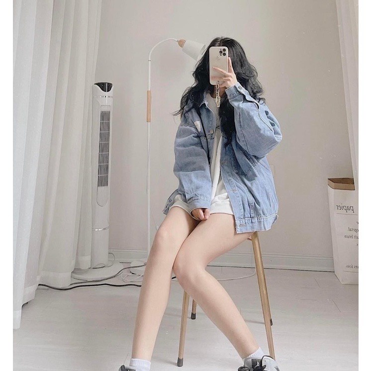 Áo Khoác Jeans Màu Đen Chỉ Trắng Và Xanh Nhạt Có Miếng Dán Habit Trên Nắp Túi Dành Cho Nữ Và Nam JEAGOVN spe