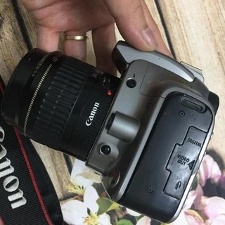 [Shoppe trợ giá ] Máy ảnh Canon 300D ống kính tặng kèm