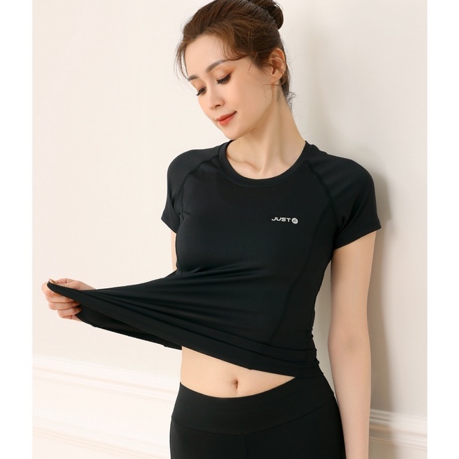 Bộ thể thao tập gym , yoga ,cộc tay AO15 màu xám, màu đen kín bụng phối lưới lưng