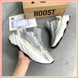 Adidas yeezy boost 700 giá sales