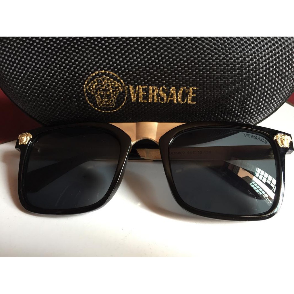 Kính mắt discount versace