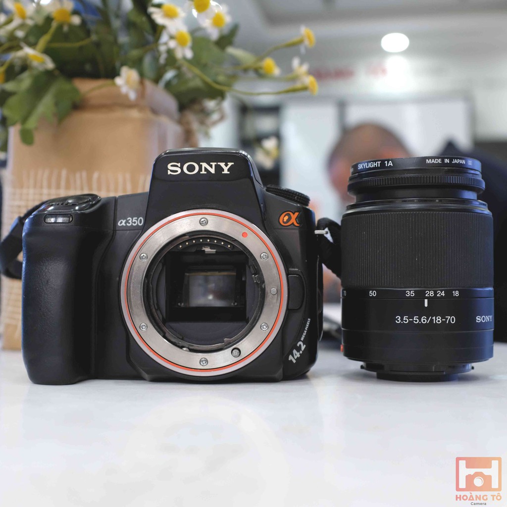 sony alpha 350 camera