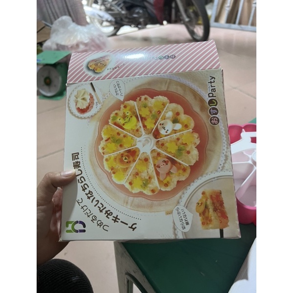 Khuôn làm thạch ,khuôn xôi ,khuôn cơm tiện dụng 8 ngăn hình trái tim