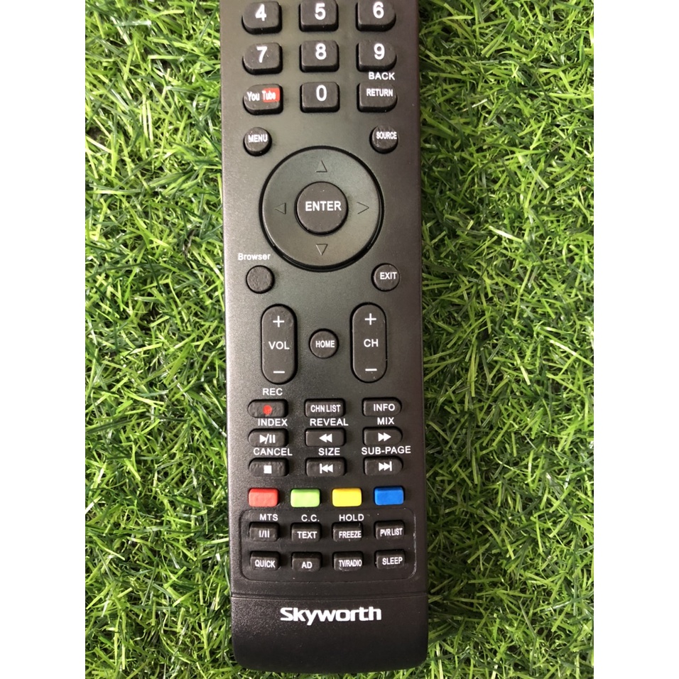Điều khiển tivi Skyworth có nút Youtube bên tai trái - Remote Skyworth