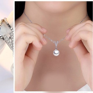 Dây chuyền ngọc trai nhân tạo chữ V đá nhân tạo BHDC107