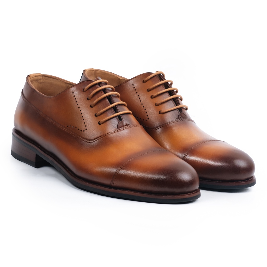 Ảnh Giày Tây Cao Cấp TONKIN CAPTOE OXFORD - OF07 - Da Bò Ý Lót Trong Da Bò Mộc - Thương hiệu Be Classy 3