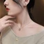Bông tai titan nữ không gỉ hình hoa cúc nhí dễ thương thời trang trẻ trung