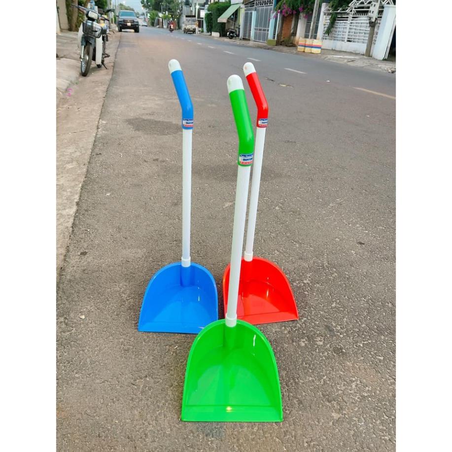 Ky rác nhựa Duy Tân cán cao | Shopee Việt Nam