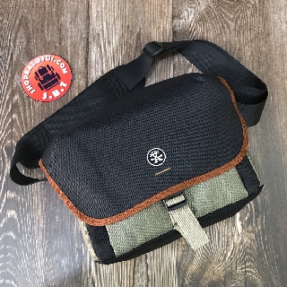 Túi đựng máy ảnh Crumpler Proper Roady 4500 Camera Bags đeo chéo có vách ngăn chống sốc tốt chất vải chống nước