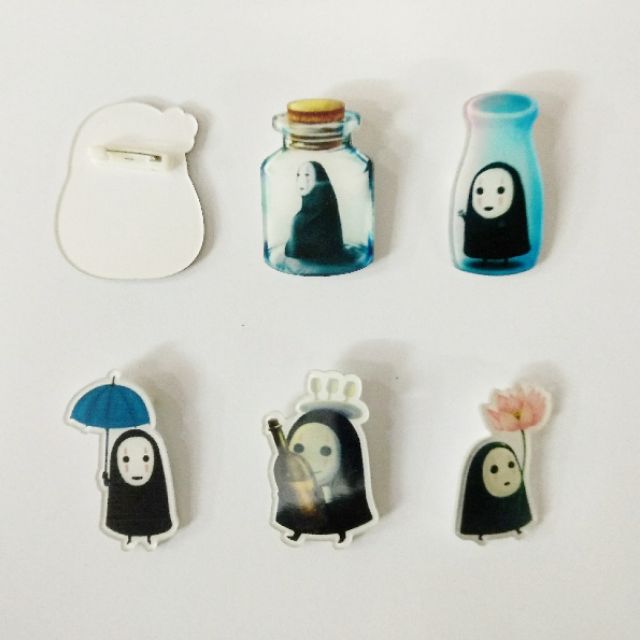 Huy hiệu 10k/cái Mua