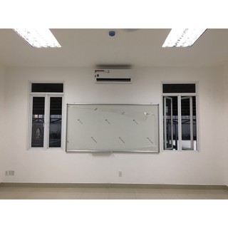 Bảng trắng từ ceramic của Bỉ treo tường - trơn (Bavico)