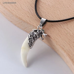 Vòng cổ Da Mặt Răng Sói Phong Cách Dân Tộc Cổ Điển Cho Nam