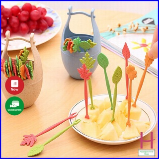 Bộ 10 xiên hoa quả Việt Nhật 3399 kèm giỏ đựng dễ thương hình trái tim ở cán cầm ,Bộ dĩa xiên hoa quả an toàn { H }