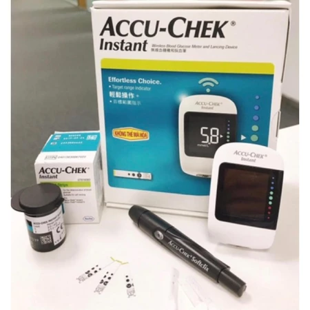 Máy đo đường huyết Accu Chek Instant cho kết quả nhanh, chính xác, có bút chích máu SoftClix đi kèm