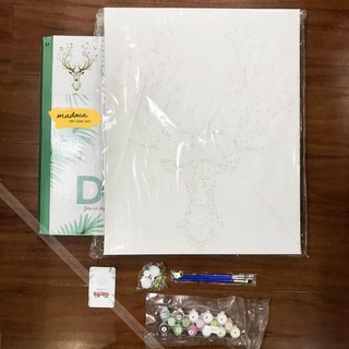 Tranh tô màu 40x50cm có khung  Hươu sừng hoa T21