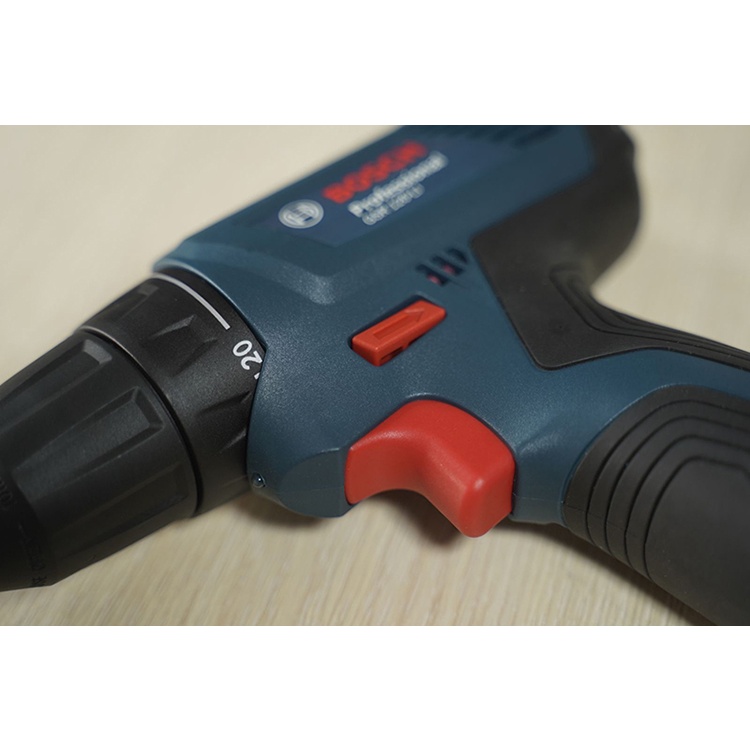 Máy Khoan Vặn Vít Dùng Pin Bosch GSR 120-LI (1 Pin, 1 Sạc) có kèm mũi khoan mũi vít