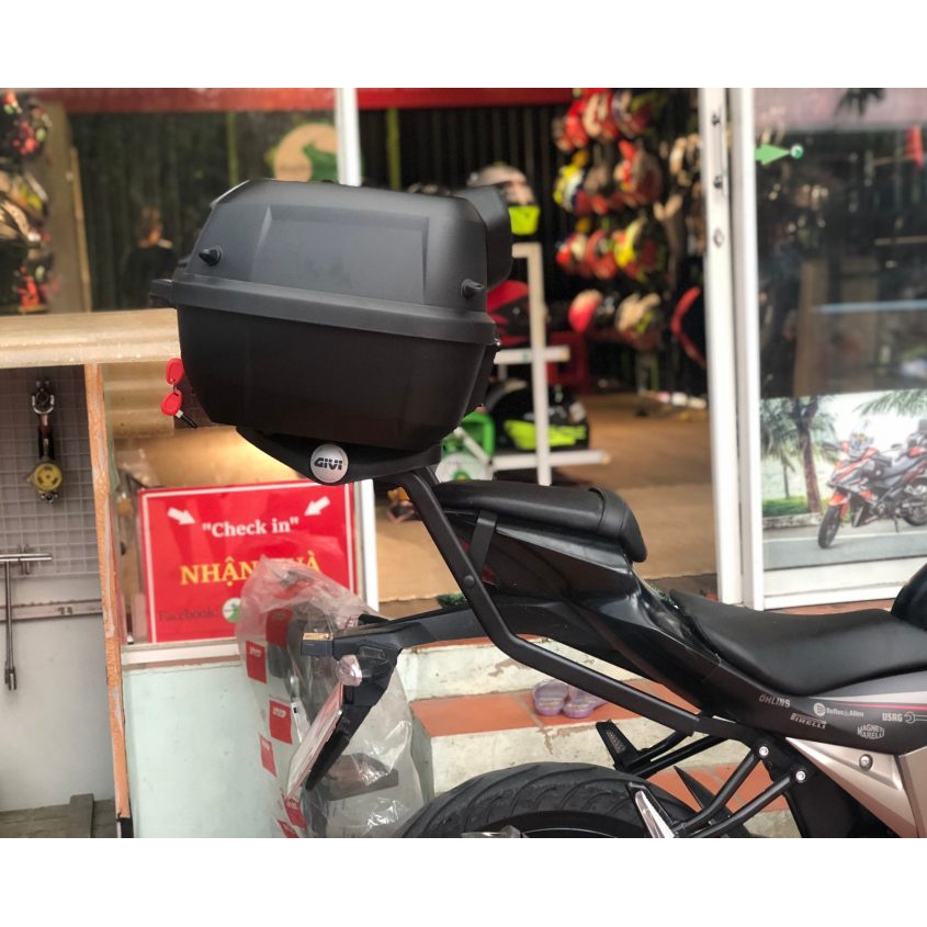 Baga sau chịu lực GIVI SUZUKI SRV-GSX R150/S150 - Cảng Givi Chính hãng
