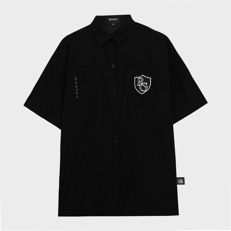 Áo Sơ Mi Tay Ngắn Thêu Regods Form Rộng Unisex Nam Nữ Vải Kate Chống Nhăn School Shirt