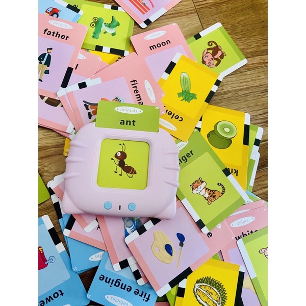 Máy đọc thẻ flashcard từ vựng tiếng anh giáo dục sớm cho bé loại 1 gồm 112 thẻ 224 từ vựng đồ chơi phát triển trí tuệ