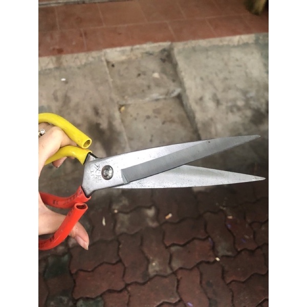 Kéo đa năng cán 2 màu đỏ vàng cao cấp KC05 – Fuki24