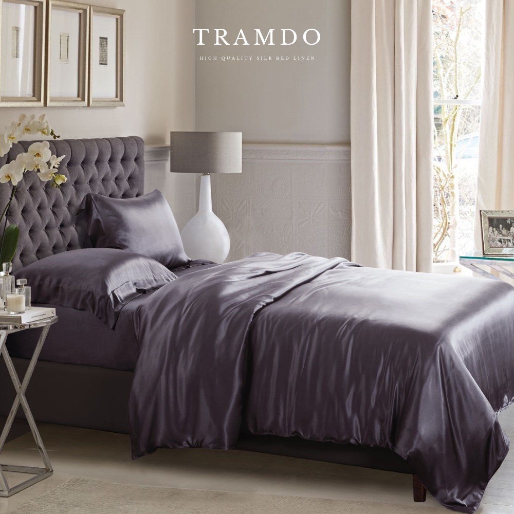 Ảnh Bộ Chăn Ga Gối Lụa Cao Cấp NITE9SILK TRAMDO BEDDING Màu Xám Đen 4