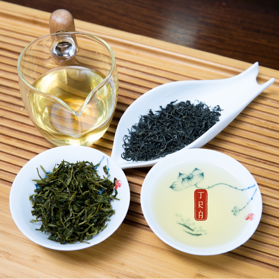 Trà xanh Tân Cương hiếu khách bán chạy của shop đóng gói hút chân không 10gr-100gr