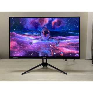 Với màn hình 24 inch màu trắng hiện đại, bạn sẽ trải nghiệm những hình ảnh sống động và sắc nét như chưa từng thấy. Khả năng hiển thị đa dạng và thiết kế sang trọng của nó sẽ chắc chắn làm hài lòng người dùng khó tính nhất.