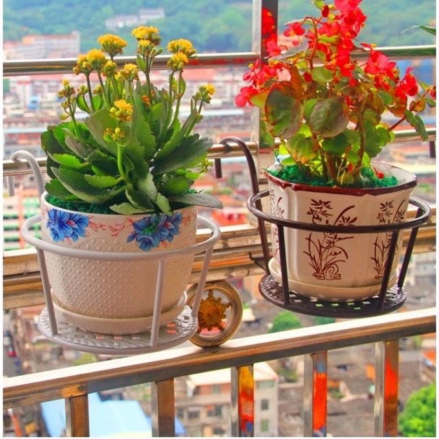KỆ ĐỂ LỌ HOA BAN CÔNG, PHUN SƠN TĨNH ĐIỆN( CHỐNG GỈ ) CÓ MÓC TREO, TRANG TRÍ DECOR BAN CÔNG, SÂN VƯỜN