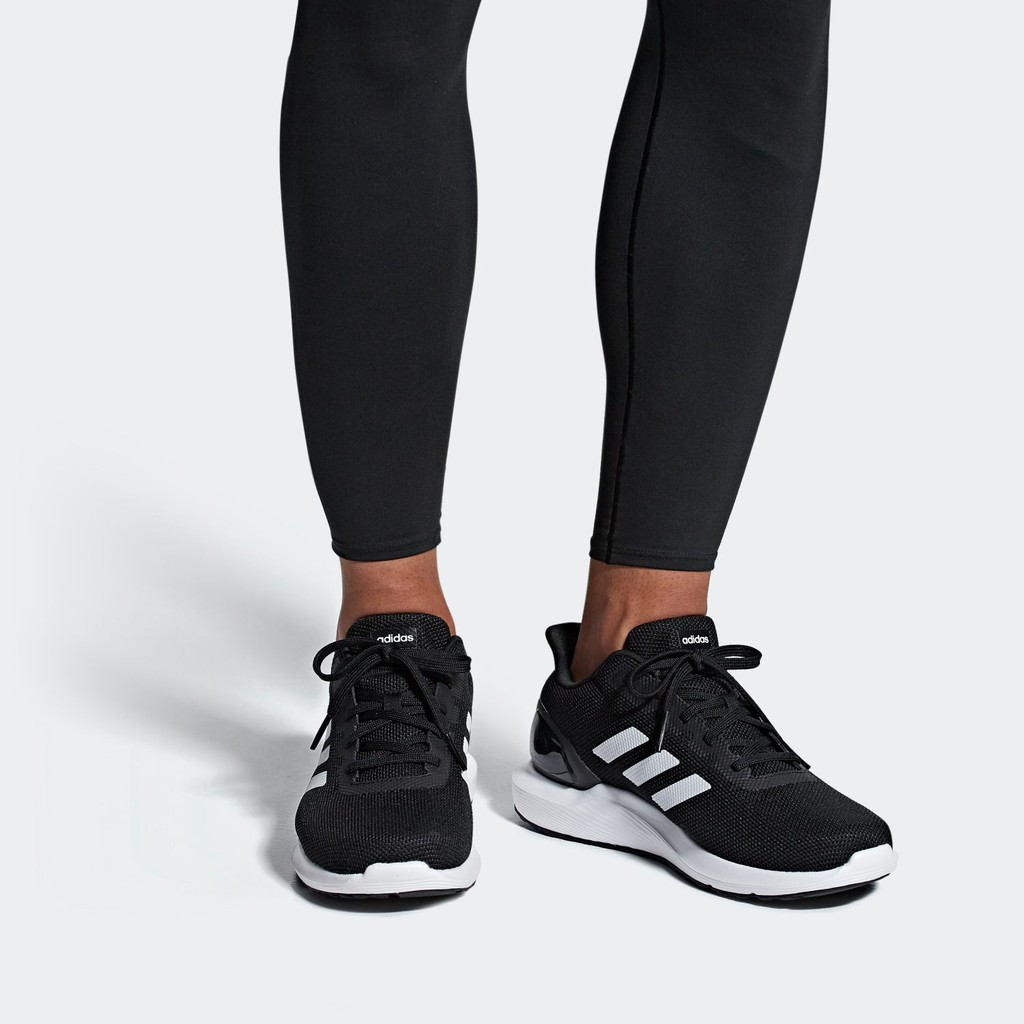 Adidas store kozmi 2m