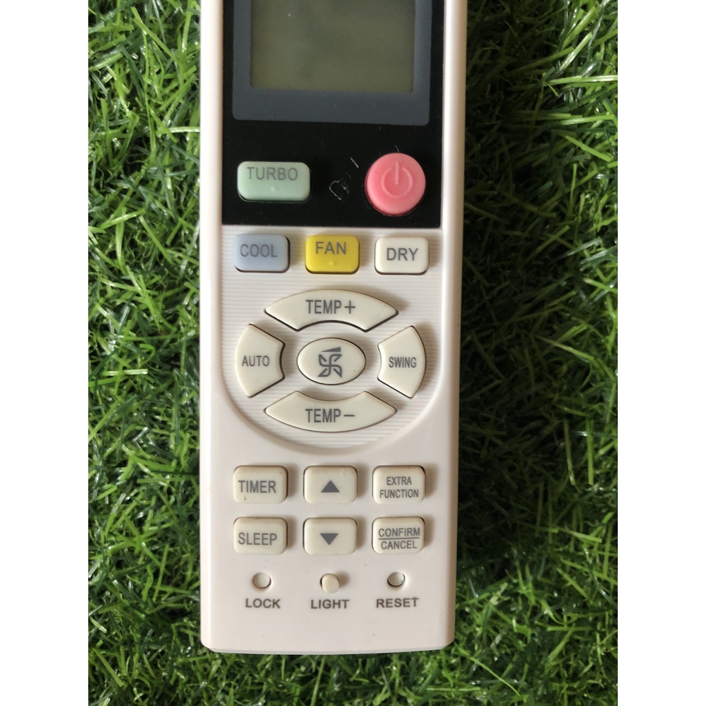 Điều khiển điều hòa SANYO nút hồng và nút TURBO loại tốt thay thế cho khiển zin theo máy  -Tặng kèm pin