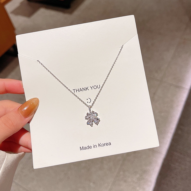 Vòng cổ Mạ Bạc Mặt Hoa Đính Đá Zircon Đơn Giản