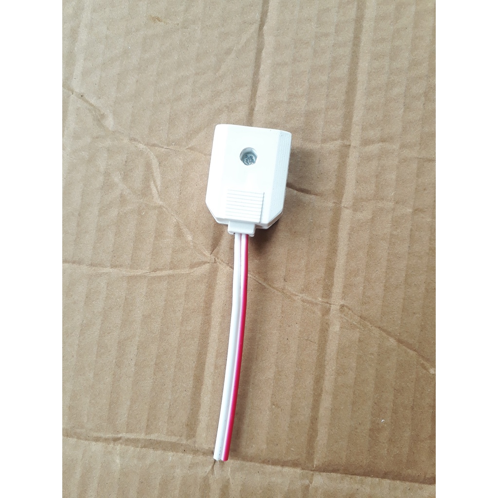 10 Phích âm liền dây lỗ tròn