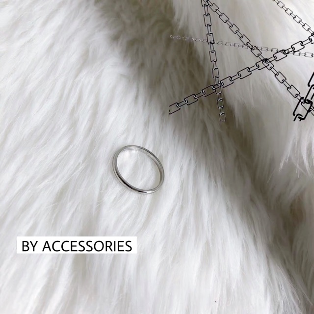 Nhẫn titan unisex tròn mảnh 2mm và dày 4mm không gỉ