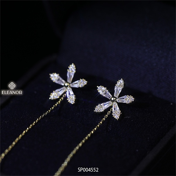 Bông tai nữ đính đá dáng thả Eleanor Accessories khuyên tai hình hoa phụ kiện trang sức 4552