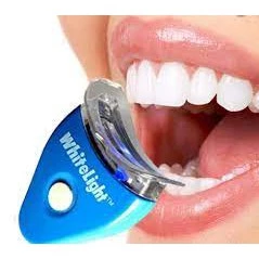 Máy làm trắng răng không ê buốt, tẩy trắng răng nhanh whitelinght an toàn cho sức khỏe