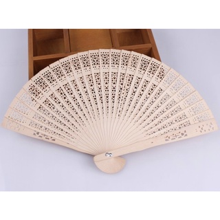 Quạt xếp bằng gỗ tre cầm tay phong cách thời trang vintage - quạt cầm tay vintage