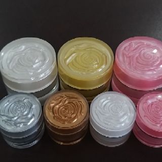 Hủ Kem Cao Cấp 10G Nắp Hoa Hồng - T44 - Thân Nhiều Màu Siêu Xinh