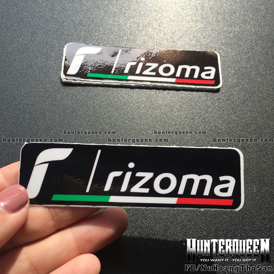 Logo Rizoma cờ Ý [9x2.5cm]. Decal sticker hình dán xe máy chống nước, không bay màu