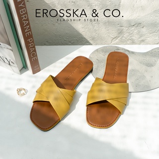 Erosska - Dép nữ thời trang đế bằng Erosska quai ngang màu vàng _ DE051
