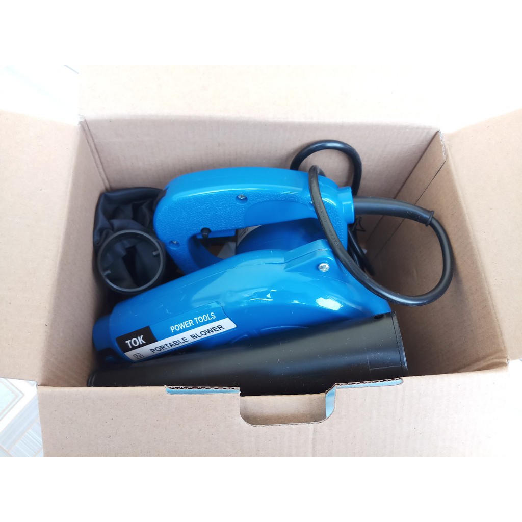 Máy thổi bụi TOK 1003 1000W. 6 cấp thổi tiện dụng