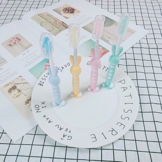 SET 4 BÀN CHẢI ĐÁNH RĂNG HÌNH THÚ ĐÁNG YÊU CHO BÉ