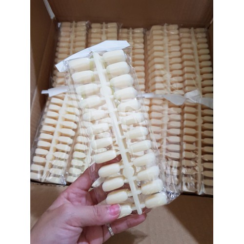 Móng bẻ gắn bảng màu thông dụng 1 bịch 5 vỉ 120 móng