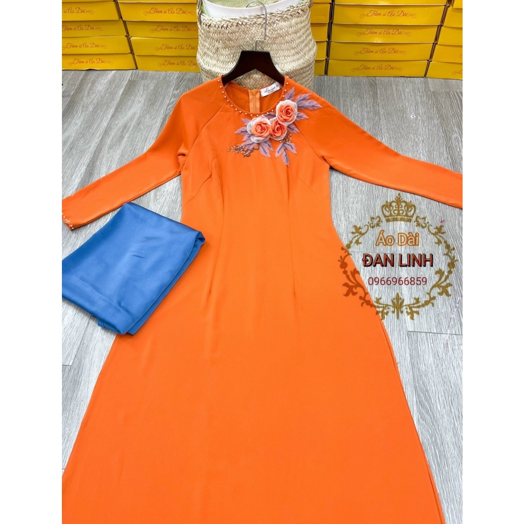 Am5} Áo Dài Màu Cam Đính Hoa Nổi Trên Ngực - Áo Dài Đan Linh | Shopee Việt  Nam