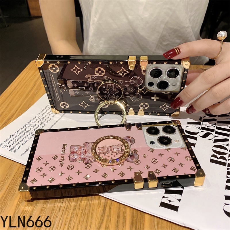 IPhone 16 PROMAX 15 14 PRO MAX 11 12 13 Pro Max X XR XS Max 14 15 16 PLUS Thời trang Bling Long lanh Phim hoạt hình gấu vuông Vỏ điện thoại có đế