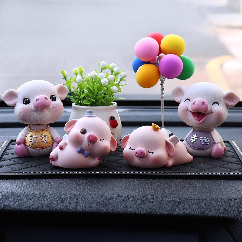 Decor set heo trang trí taplo ô tô,  phụ kiện xe hơi sáng tạo, hoặc để bàn làm việc có tặng kèm sáp thơm