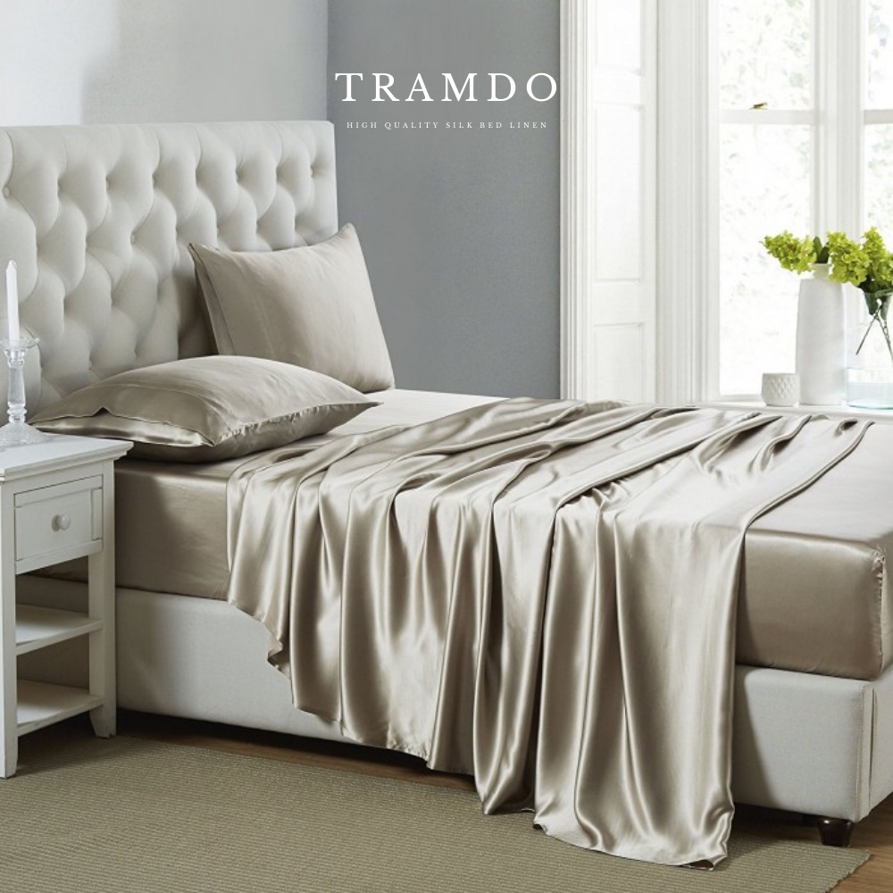 Ảnh Bộ Chăn Ga Gối Lụa Cao Cấp NITE9SILK TRAMDO BEDDING Màu Vàng Champagne 2